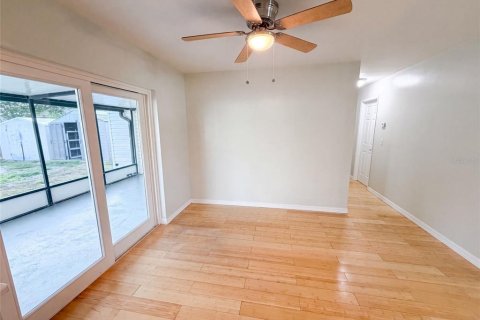 Casa en venta en Seminole, Florida, 3 dormitorios, 92.62 m2 № 2150087 - foto 3