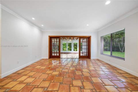 Villa ou maison à louer à Coral Gables, Floride: 3 chambres, 285.58 m2 № 1943994 - photo 17