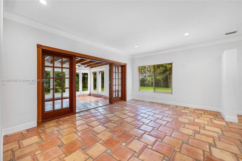 Villa ou maison à louer à Coral Gables, Floride: 3 chambres, 285.58 m2 № 1943994 - photo 18