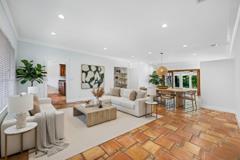 Villa ou maison à louer à Coral Gables, Floride: 3 chambres, 285.58 m2 № 1943994 - photo 8