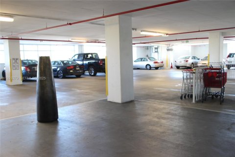 Condominio en venta en Fort Lauderdale, Florida, 2 dormitorios, 99.59 m2 № 1976930 - foto 23