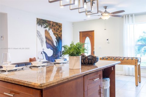 Casa en venta en West Park, Florida, 4 dormitorios, 171.22 m2 № 1945679 - foto 7