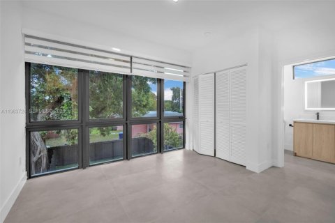 Villa ou maison à louer à Miami, Floride: 3 chambres № 2026864 - photo 17