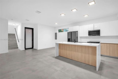 Villa ou maison à louer à Miami, Floride: 3 chambres № 2026864 - photo 29