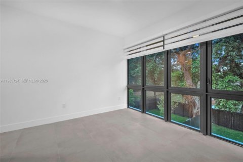 Villa ou maison à louer à Miami, Floride: 3 chambres № 2026864 - photo 18