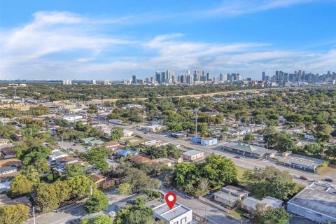 Villa ou maison à louer à Miami, Floride: 3 chambres № 2026864 - photo 27