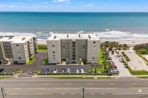 Copropriété à vendre à Satellite Beach, Floride: 3 chambres, 163.51 m2 № 2203303 - photo 2