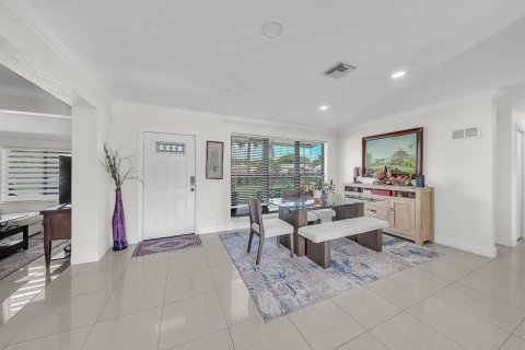House in Deerfield Beach, Florida 3 bedrooms, 133.41 sq.m. № 2417576 - photo 10