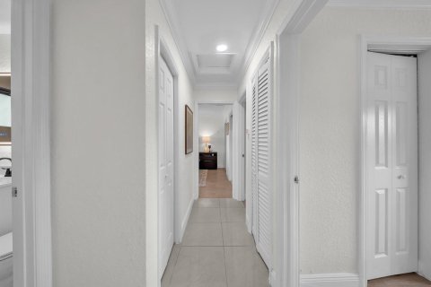 House in Deerfield Beach, Florida 3 bedrooms, 133.41 sq.m. № 2417576 - photo 21