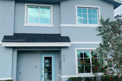 Townhouse in Florida City, Florida 3 bedrooms, 159.33 sq.m. № 1857491 - photo 23