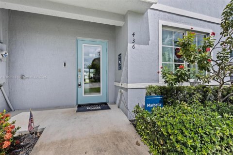 Townhouse in Florida City, Florida 3 bedrooms, 159.33 sq.m. № 1857491 - photo 24
