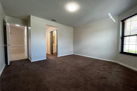House in Boynton Beach, Florida 2 bedrooms, 169.92 sq.m. № 1953309 - photo 22
