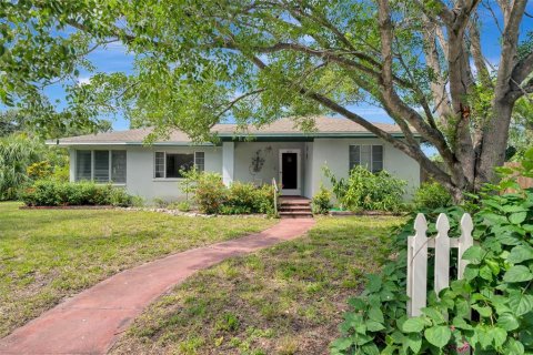 Villa ou maison à vendre à Bradenton, Floride: 3 chambres, 170.75 m2 № 1915529 - photo 1