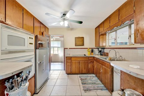 Villa ou maison à vendre à Bradenton, Floride: 3 chambres, 170.75 m2 № 1915529 - photo 9