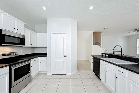 Adosado en venta en Orlando, Florida, 3 dormitorios, 149.94 m2 № 2123493 - foto 20