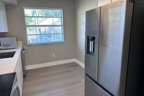 Copropriété à louer à Homestead, Floride: 2 chambres, 107.77 m2 № 1995044 - photo 14