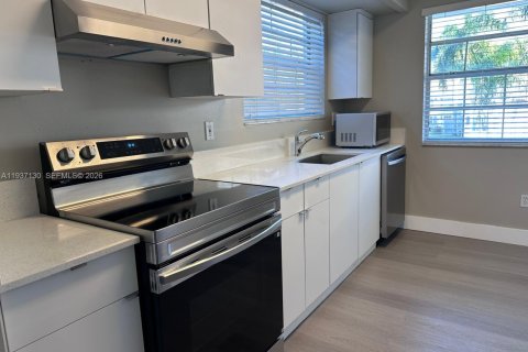 Copropriété à louer à Homestead, Floride: 2 chambres, 107.77 m2 № 1995044 - photo 16