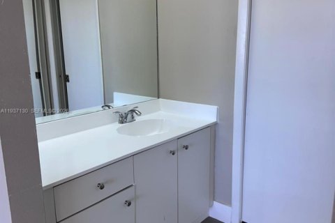 Copropriété à louer à Homestead, Floride: 2 chambres, 107.77 m2 № 1995044 - photo 21