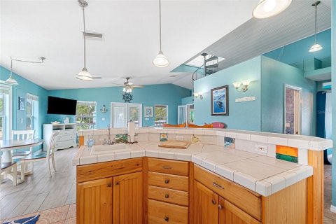 Villa ou maison à vendre à Crystal River, Floride: 2 chambres, 112.97 m2 № 1919146 - photo 8