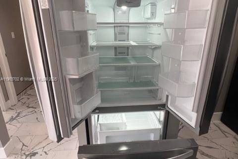 Condominio en venta en Miami, Florida, 2 dormitorios, 65.03 m2 № 1954451 - foto 8