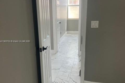 Condominio en venta en Miami, Florida, 2 dormitorios, 65.03 m2 № 1954451 - foto 18