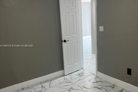 Condominio en venta en Miami, Florida, 2 dormitorios, 65.03 m2 № 1954451 - foto 17