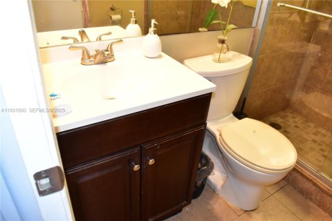 Купить кондоминиум в Санрайз, Флорида 1 спальня, 54.81м2, № 1990346 - фото 14