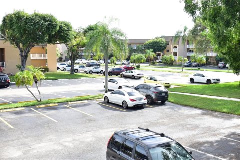 Купить кондоминиум в Санрайз, Флорида 1 спальня, 54.81м2, № 1990346 - фото 28