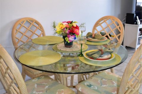 Купить кондоминиум в Санрайз, Флорида 1 спальня, 54.81м2, № 1990346 - фото 6