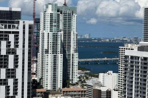 Condominio en alquiler en Miami, Florida, 2 dormitorios, 140.28 m2 № 1947648 - foto 22