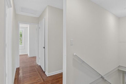 Immobilier commercial à vendre à Daytona Beach, Floride: 484.86 m2 № 1904526 - photo 14