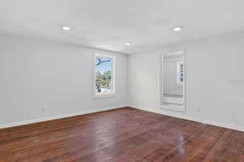 Immobilier commercial à vendre à Daytona Beach, Floride: 484.86 m2 № 1904526 - photo 10