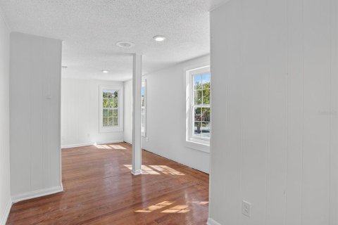 Immobilier commercial à vendre à Daytona Beach, Floride: 484.86 m2 № 1904526 - photo 16