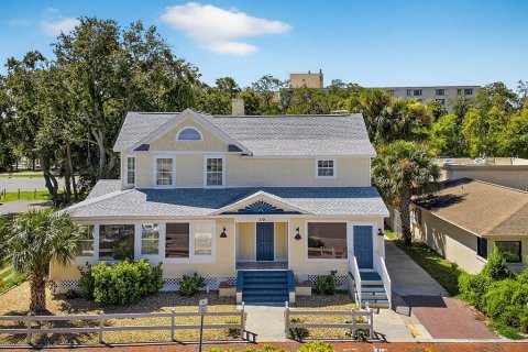 Immobilier commercial à vendre à Daytona Beach, Floride: 484.86 m2 № 1904526 - photo 1