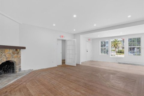 Immobilier commercial à vendre à Daytona Beach, Floride: 484.86 m2 № 1904526 - photo 24