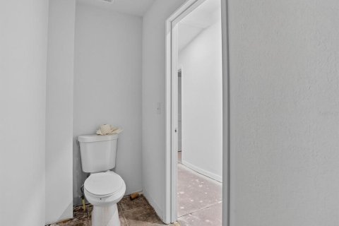 Immobilier commercial à vendre à Daytona Beach, Floride: 484.86 m2 № 1904526 - photo 21