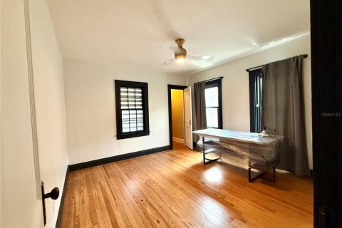 Casa en alquiler en Orlando, Florida, 3 dormitorios, 134.89 m2 № 1913435 - foto 9