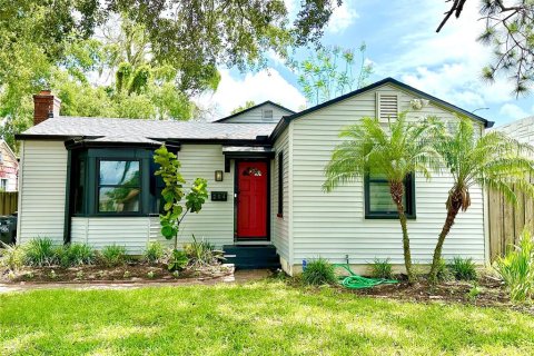 Casa en alquiler en Orlando, Florida, 3 dormitorios, 134.89 m2 № 1913435 - foto 1