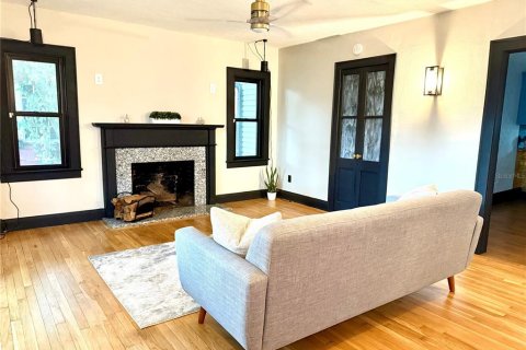 Casa en alquiler en Orlando, Florida, 3 dormitorios, 134.89 m2 № 1913435 - foto 3