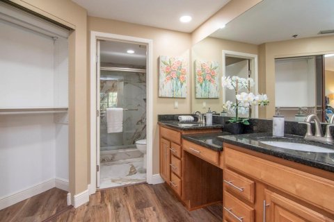 Condo in Tampa, Florida, 3 bedrooms  № 2098568 - photo 25