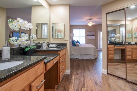 Condo in Tampa, Florida, 3 bedrooms  № 2098568 - photo 28