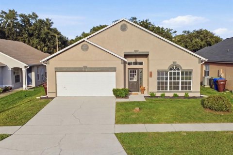 Villa ou maison à Kissimmee, Floride 4 chambres, 181.35 m2 № 2285015