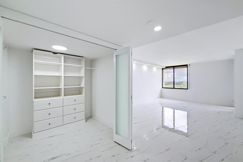 Condominio en alquiler en West Palm Beach, Florida, 2 dormitorios, 172.33 m2 № 2077750 - foto 19