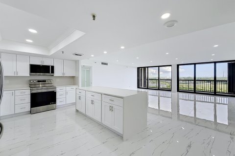 Condominio en alquiler en West Palm Beach, Florida, 2 dormitorios, 172.33 m2 № 2077750 - foto 6
