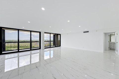 Condominio en alquiler en West Palm Beach, Florida, 2 dormitorios, 172.33 m2 № 2077750 - foto 7