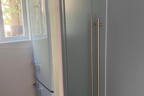 Apartment in Coral Gables, Florida 161.93 sq.m. № 2000790 - photo 12