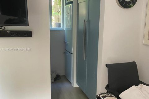 Apartment in Coral Gables, Florida 161.93 sq.m. № 2000790 - photo 10