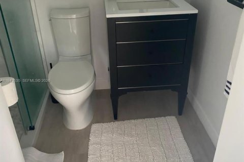 Apartment in Coral Gables, Florida 161.93 sq.m. № 2000790 - photo 4