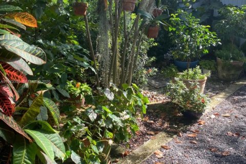 Apartment in Coral Gables, Florida 161.93 sq.m. № 2000790 - photo 14