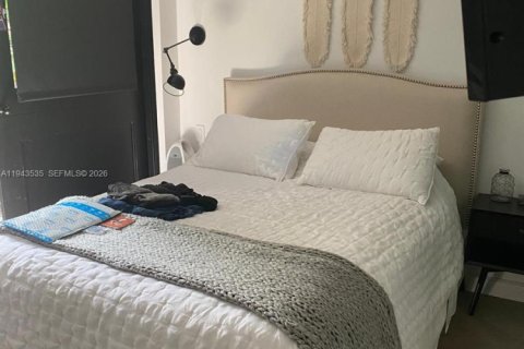 Apartment in Coral Gables, Florida 161.93 sq.m. № 2000790 - photo 9